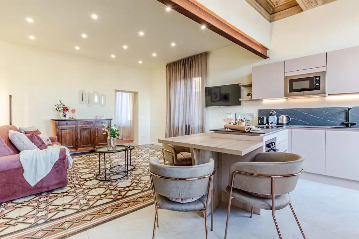 Apartmán Rose - Appartamento In Centro Storico Con Balcone Con Vista Siena Itálie